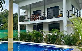 Oso Perezoso Pool Villa